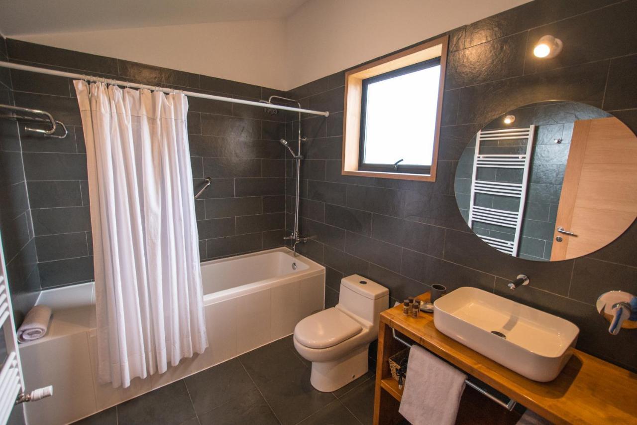 Line Hotel Patagonia Puerto Natales Exterior photo